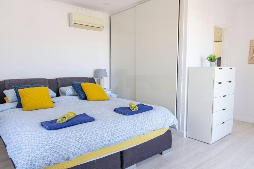 Casa Lilly-Rose, A Beautiful 3 Bedroom Detached Villa A Short Walk To The Villamartin Plaza & Golf Course 外观 照片